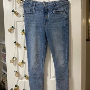 EXPRESS cropped skinny jeans
